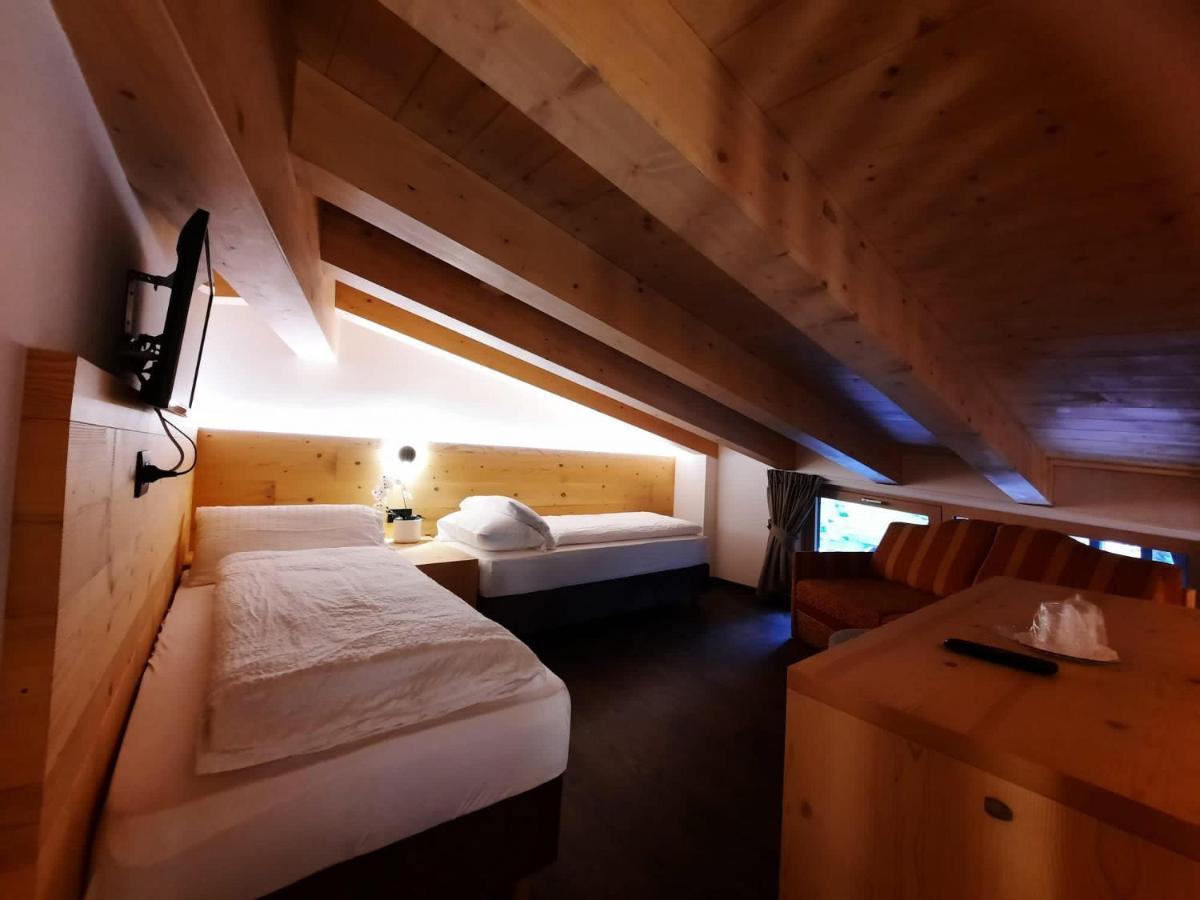 Alpen Hotel Vidi مادونا دي كامبيليو المظهر الخارجي الصورة