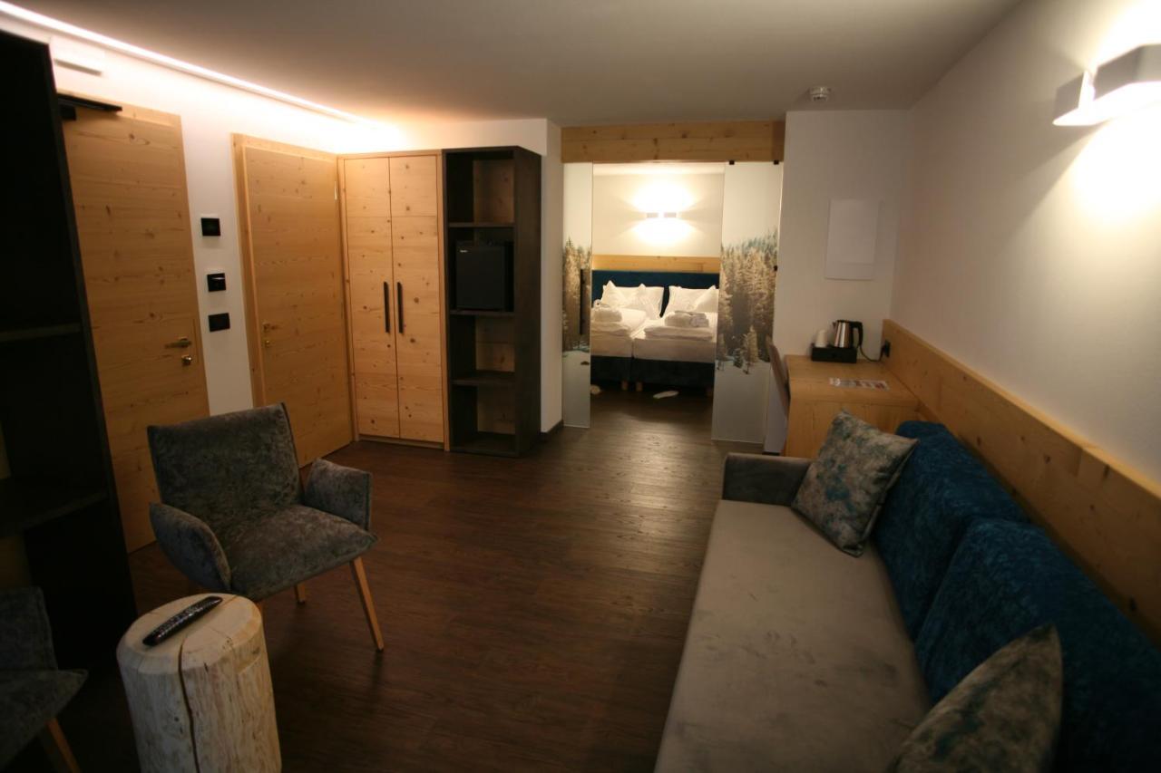 Alpen Hotel Vidi مادونا دي كامبيليو المظهر الخارجي الصورة