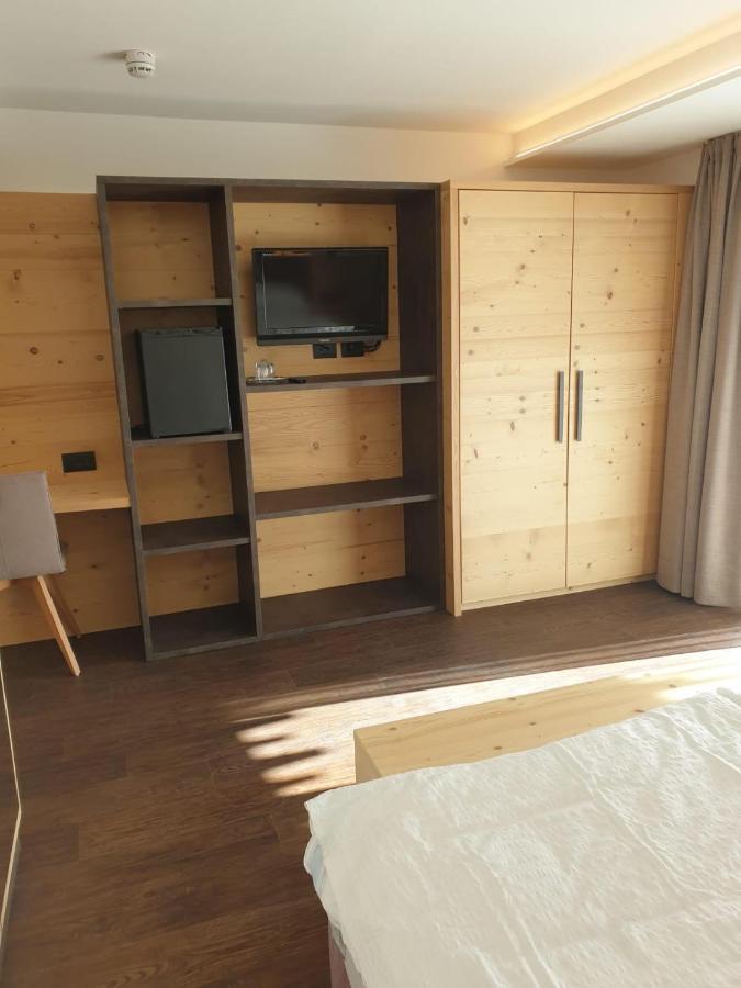Alpen Hotel Vidi مادونا دي كامبيليو المظهر الخارجي الصورة