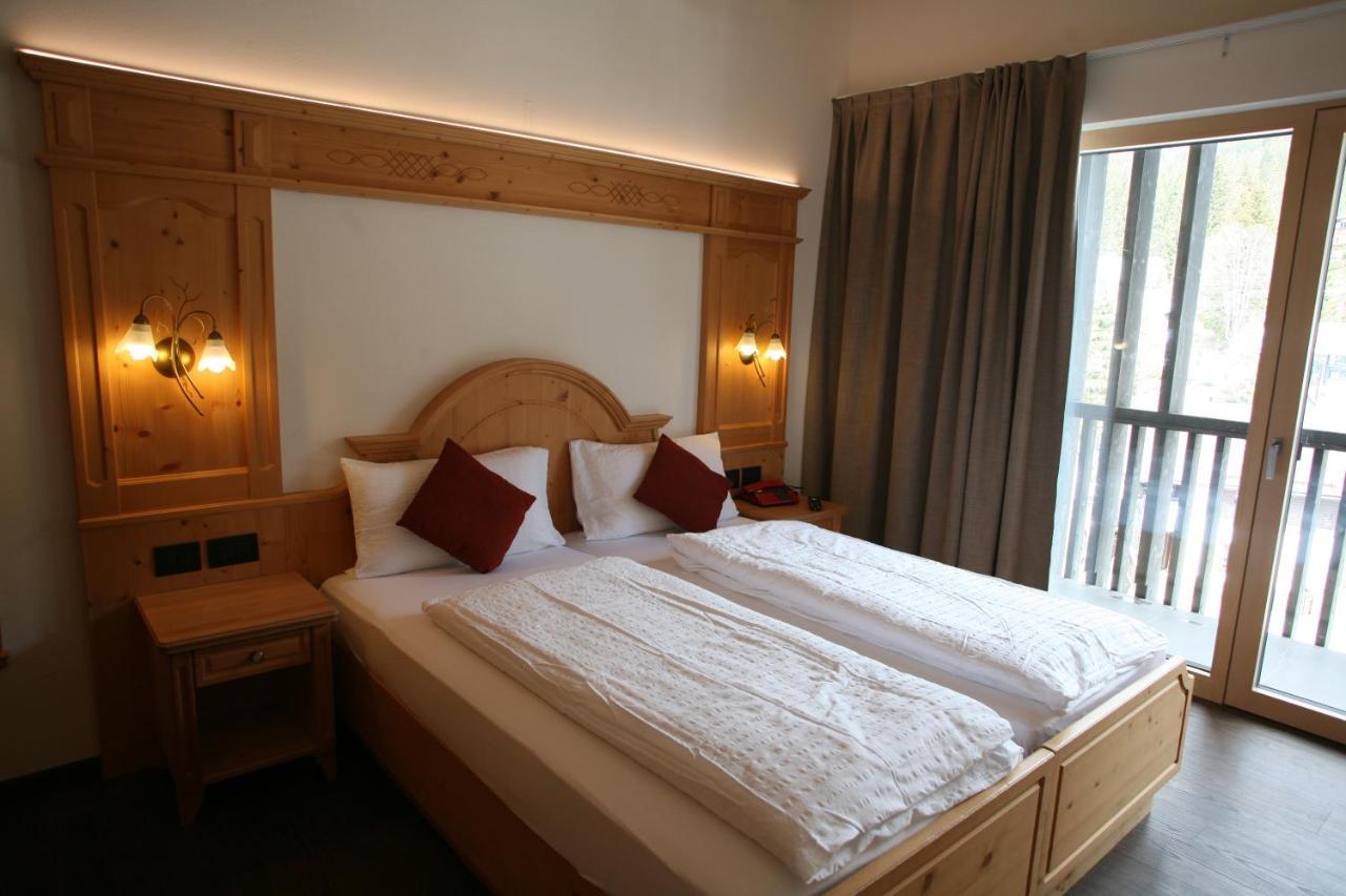 Alpen Hotel Vidi مادونا دي كامبيليو المظهر الخارجي الصورة