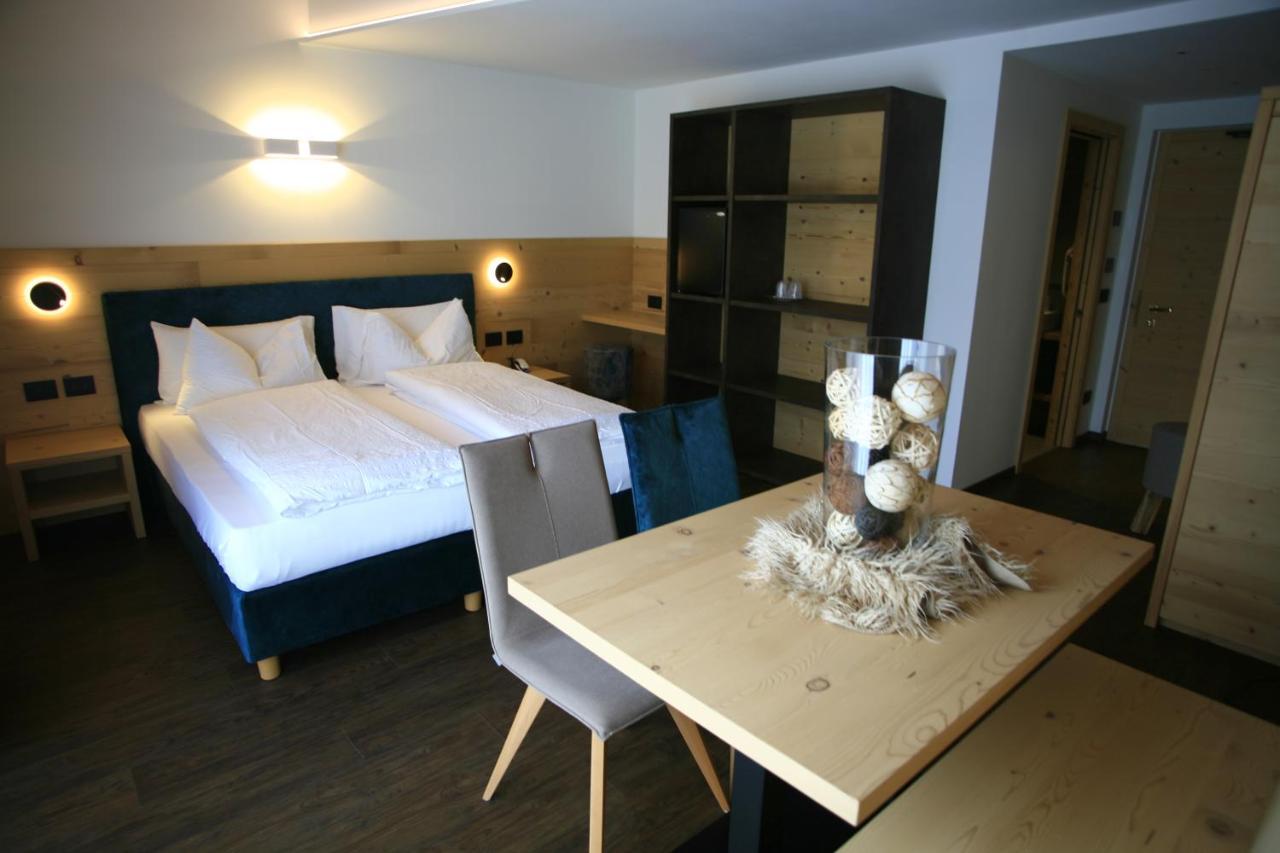 Alpen Hotel Vidi مادونا دي كامبيليو المظهر الخارجي الصورة