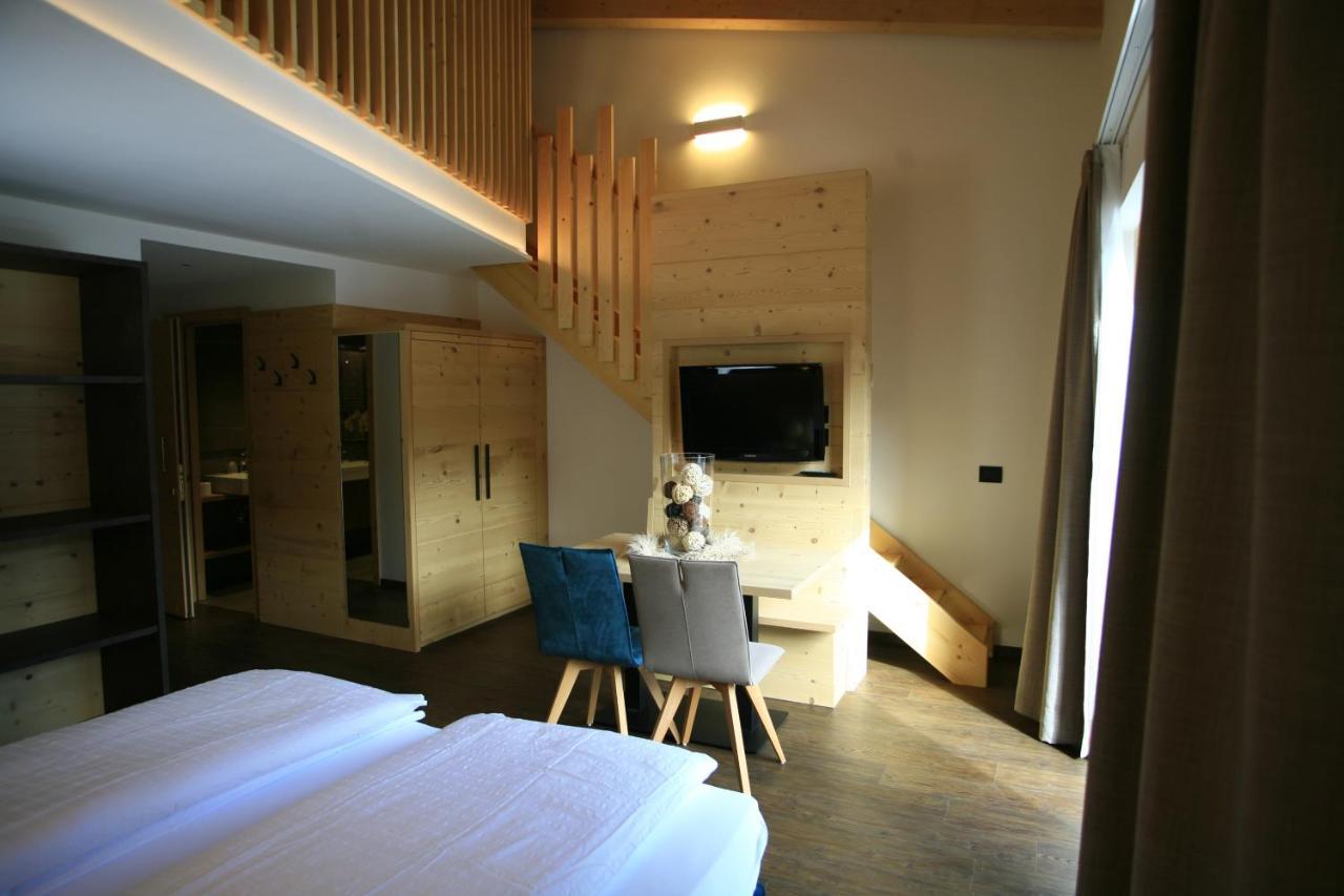 Alpen Hotel Vidi مادونا دي كامبيليو المظهر الخارجي الصورة