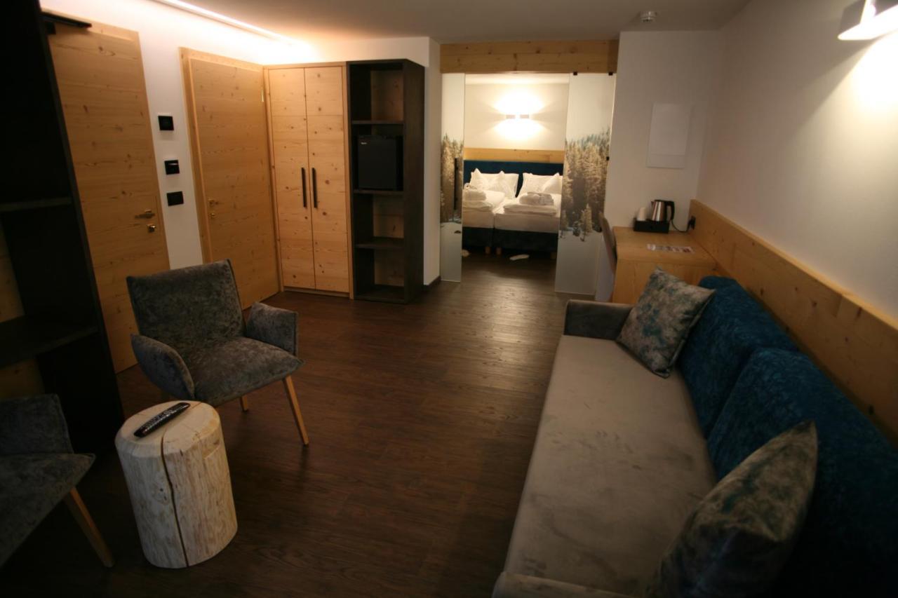 Alpen Hotel Vidi مادونا دي كامبيليو المظهر الخارجي الصورة