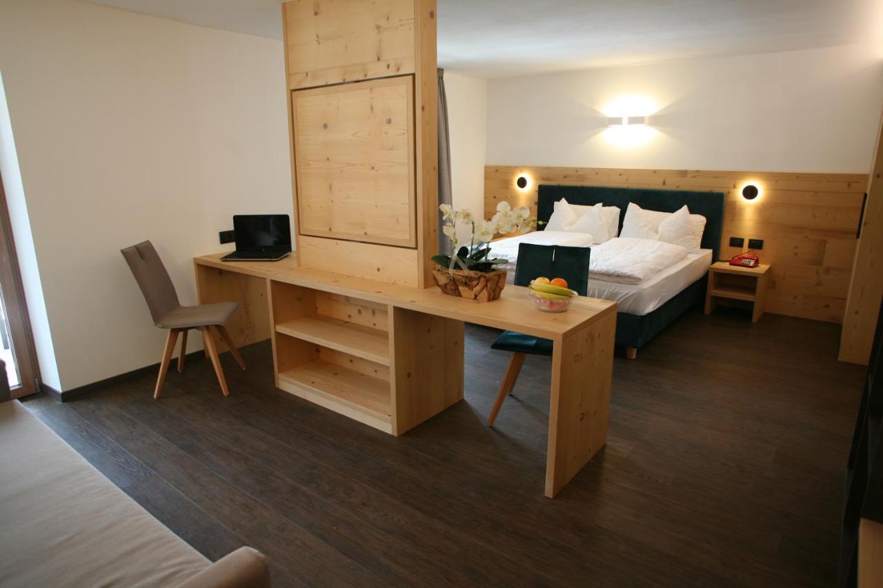 Alpen Hotel Vidi مادونا دي كامبيليو المظهر الخارجي الصورة