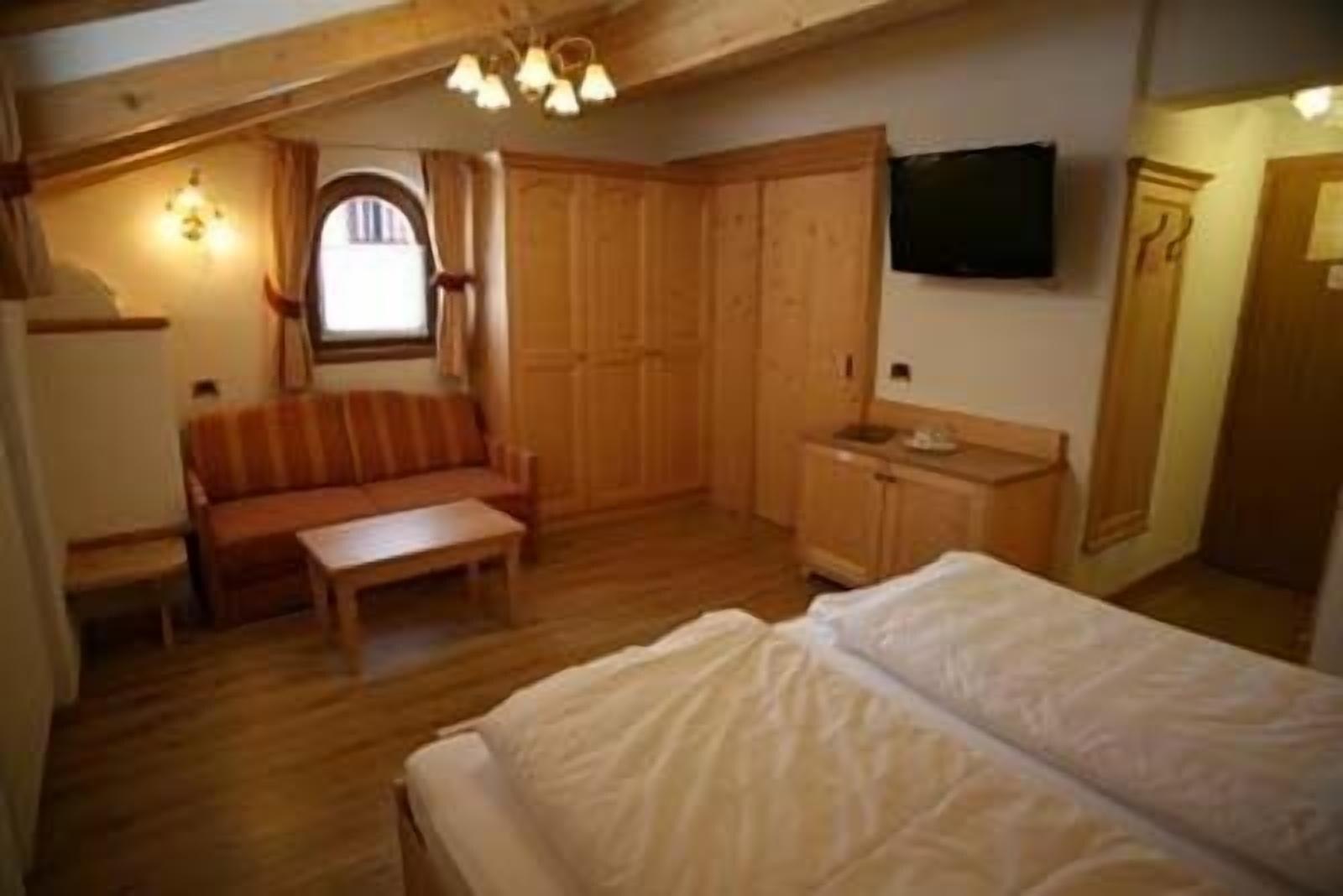 Alpen Hotel Vidi مادونا دي كامبيليو المظهر الخارجي الصورة