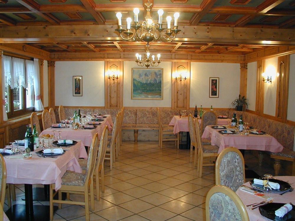 Alpen Hotel Vidi مادونا دي كامبيليو المظهر الخارجي الصورة